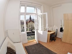 One bedroom available in a shared apartment on Dominikánské  náměstí, Brno  - C_0147