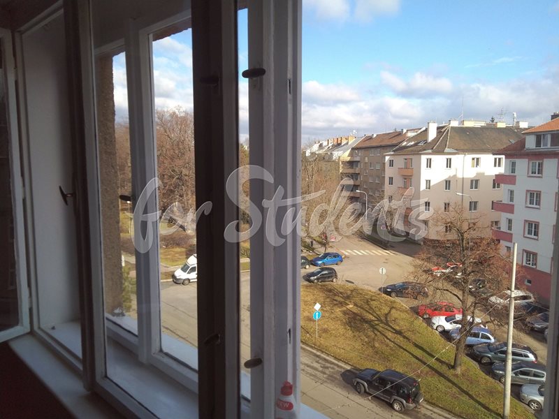 One room available in three bedroom apartment on Jugoslávská Street, Brno  (file IMG_20200205_113250-(1).jpg)