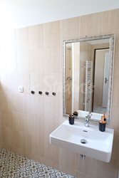Four brand new room in a four bedroom female apartment in a student's house, Hradec Králové - 22