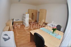 Three beds available in a shared room in a shared apartment on Dominikánské náměstí, Brno  - DSC_0238