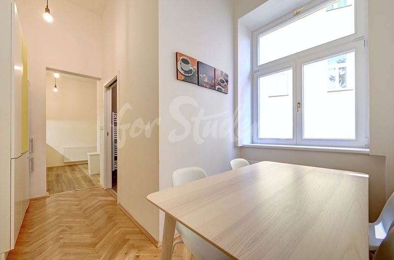 Newly reconstructed rooms available in student house in Řehořova street, Prague (file Rehorova-(11).jpg)