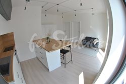 One bedroom available in a shared apartment on Jeronýmova Street, Brno  - C_0928