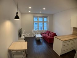 Newly reconstructed one bedroom apartment in New Town, Hradec Králové - IMG_1386