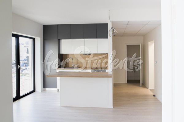 Double room in bright modern new apartment close to Brno City centre - RB04/22