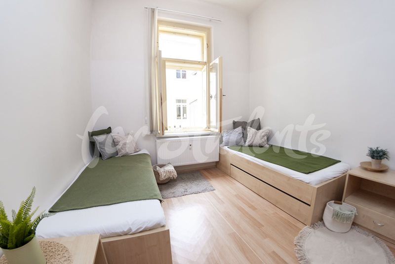 One bedroom in a shared apartment on Dominikánské náměstí, Brno  (file 1.jpg)