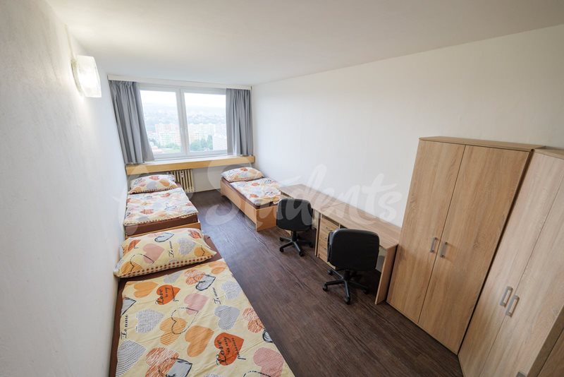 Rooms in a student house on Kutilova Street, Prague (file student1-5.jpg)
