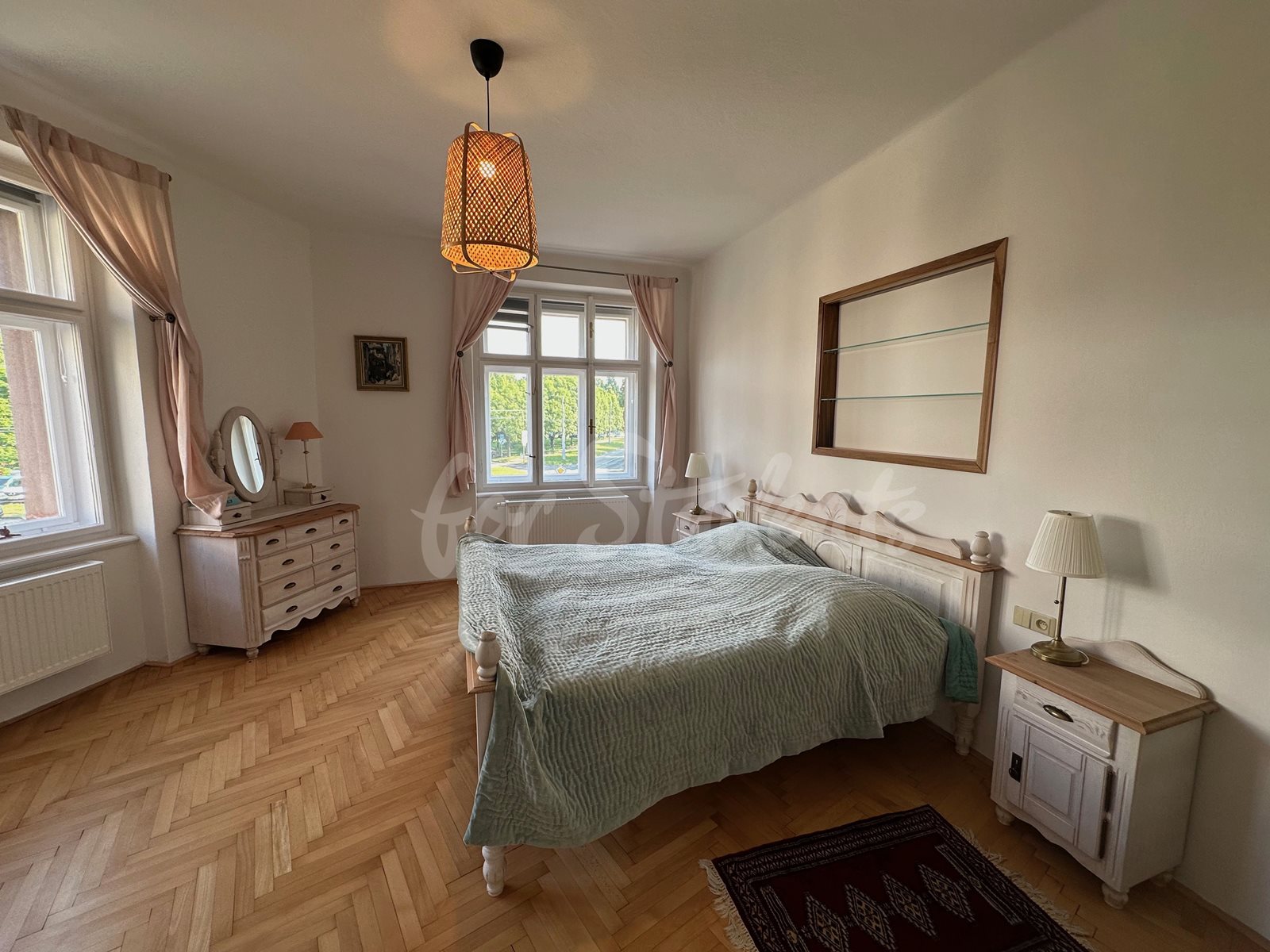 Spacious newly reconstructed one bedroom apartment in Buzulucká street, Hradec Králové