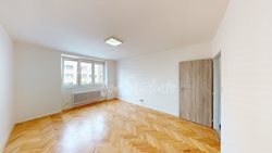 Newly reconstructed three bedroom apartment near city center, Hradec Králové - Tomio-09032023_181201