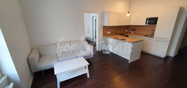 Newly reconstructed one bedroom apartment in New Town, Hradec Králové - 71/22