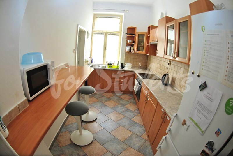 Three beds available in a shared room in a shared apartment on Dominikánské náměstí, Brno  (file JPG-5.jpg)