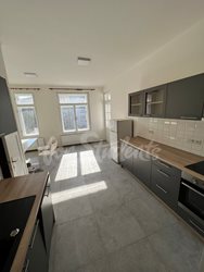One bedroom available in a male newly reconstructed three bedroom apartment on Divišova Street, Hradec Králové  - f852db0d-36e5-414d-b336-634f1e8599cf