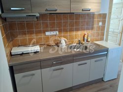 One room available in a three bedroom apartment, Brno - IMG_20200205_133148-(1)