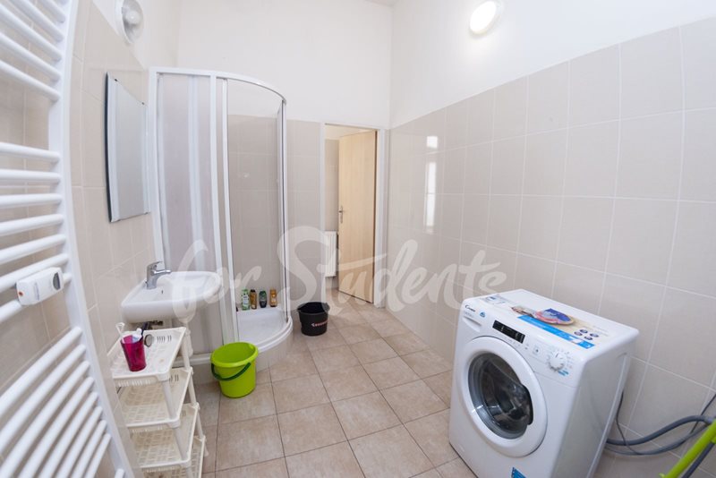 One bedroom available in a three bedroom apartment in the city center, Brno (file DSC_0537.jpg)