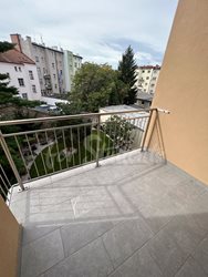 Fully furnished brand new one bedroom apartment in Tylovo nábřeží, Hradec Králové - IMG_2276
