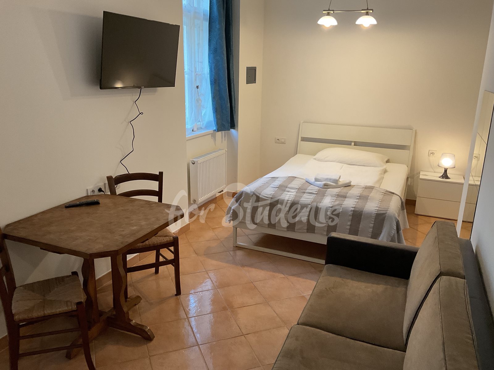 Studio apartment near the city center, Prague