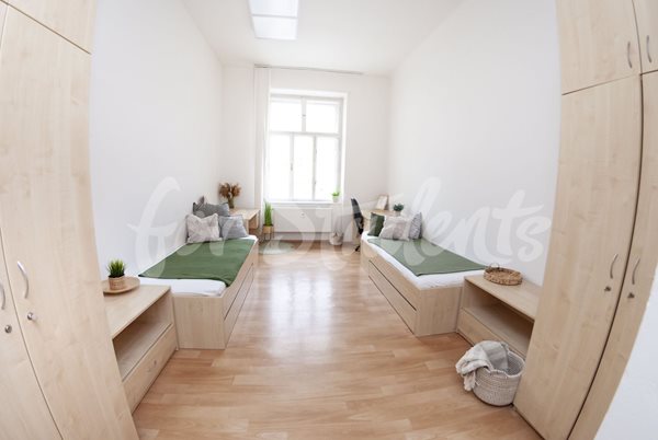One room available in shared four bedroom apartment on Dominikánské náměstí, Brno - RB5/24