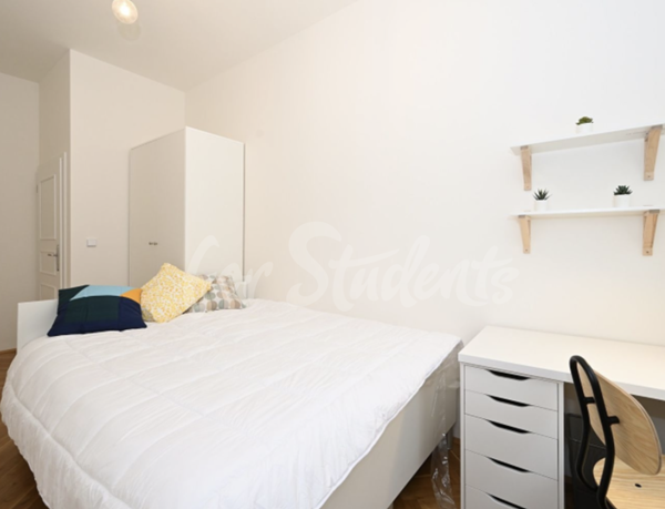 Newly reconstructed rooms available in student house in Řehořova street, Prague - RP4/25