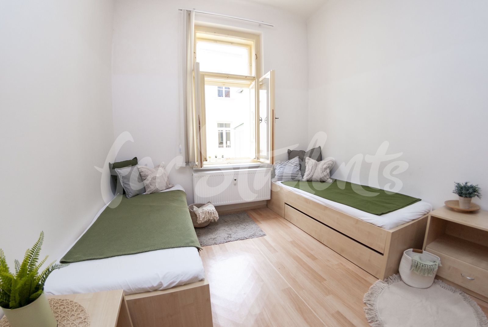 One bedroom in a shared apartment on Dominikánské náměstí, Brno 
