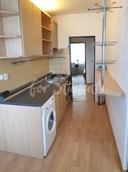 Spacious four bedroom apartment, Brno - 20211108_114906_kuchyne