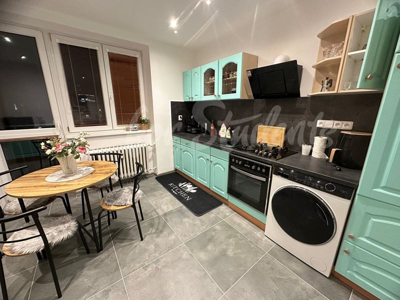 Newly reconstructed one bedroom apartment with balcony, Hradec Králové (file b50fe811-b52b-49ee-988c-c4615de02356.jpg)