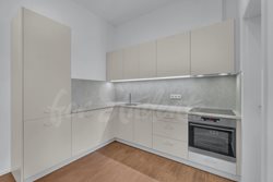 Fully furnished brand new one bedroom apartment in Tylovo nábřeží, Hradec Králové - DSC00130