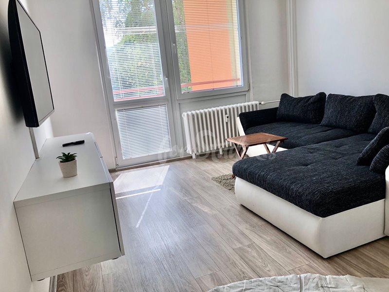 Modern two bedrooms apartment in Pod Zámečkem, Hradec Králové (file image10.jpg)