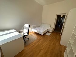 One room in three bedroom available in male 3bedroom apartment in a student's house in the center of town, Hradec Králové - IMG_5177