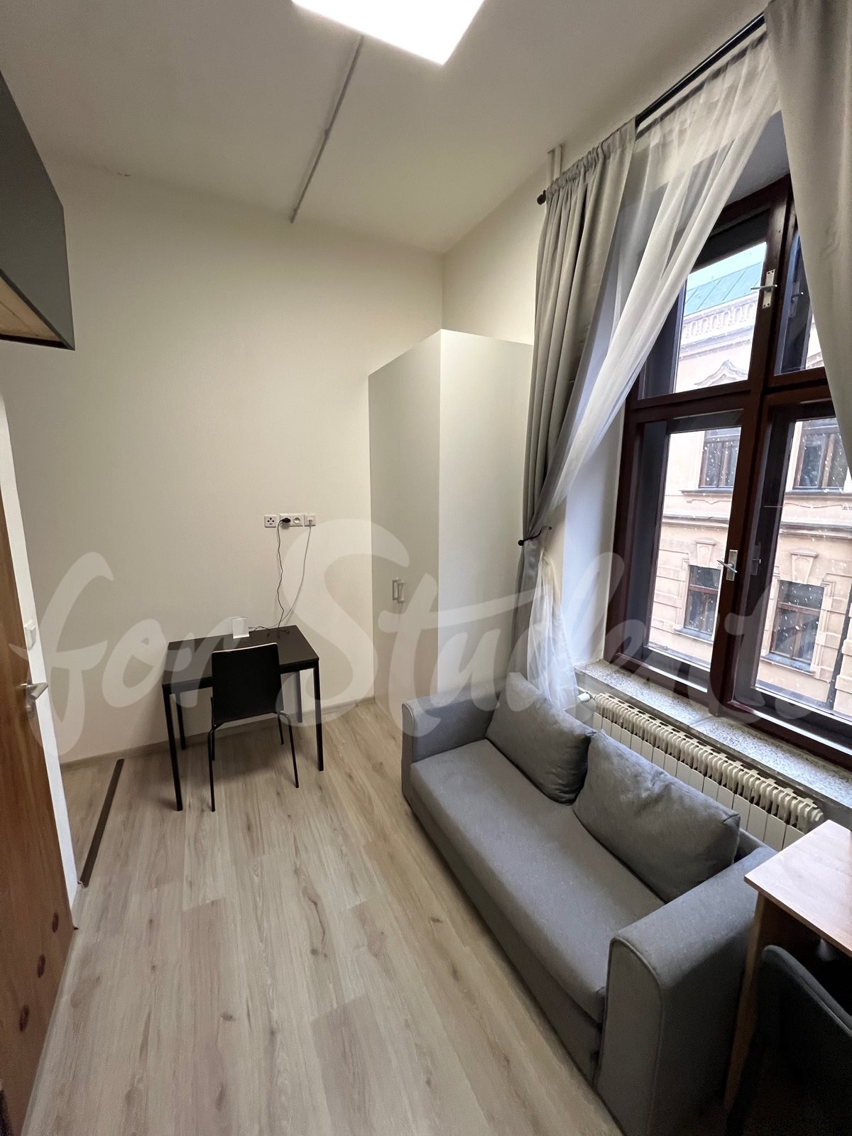 Newly bright reconstructed studio apartment in city centre, Hradec Králové