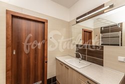 Bright newly reconstructed one bedroom apartment close to city centre, Hradec Králové  - foto-006-(2)