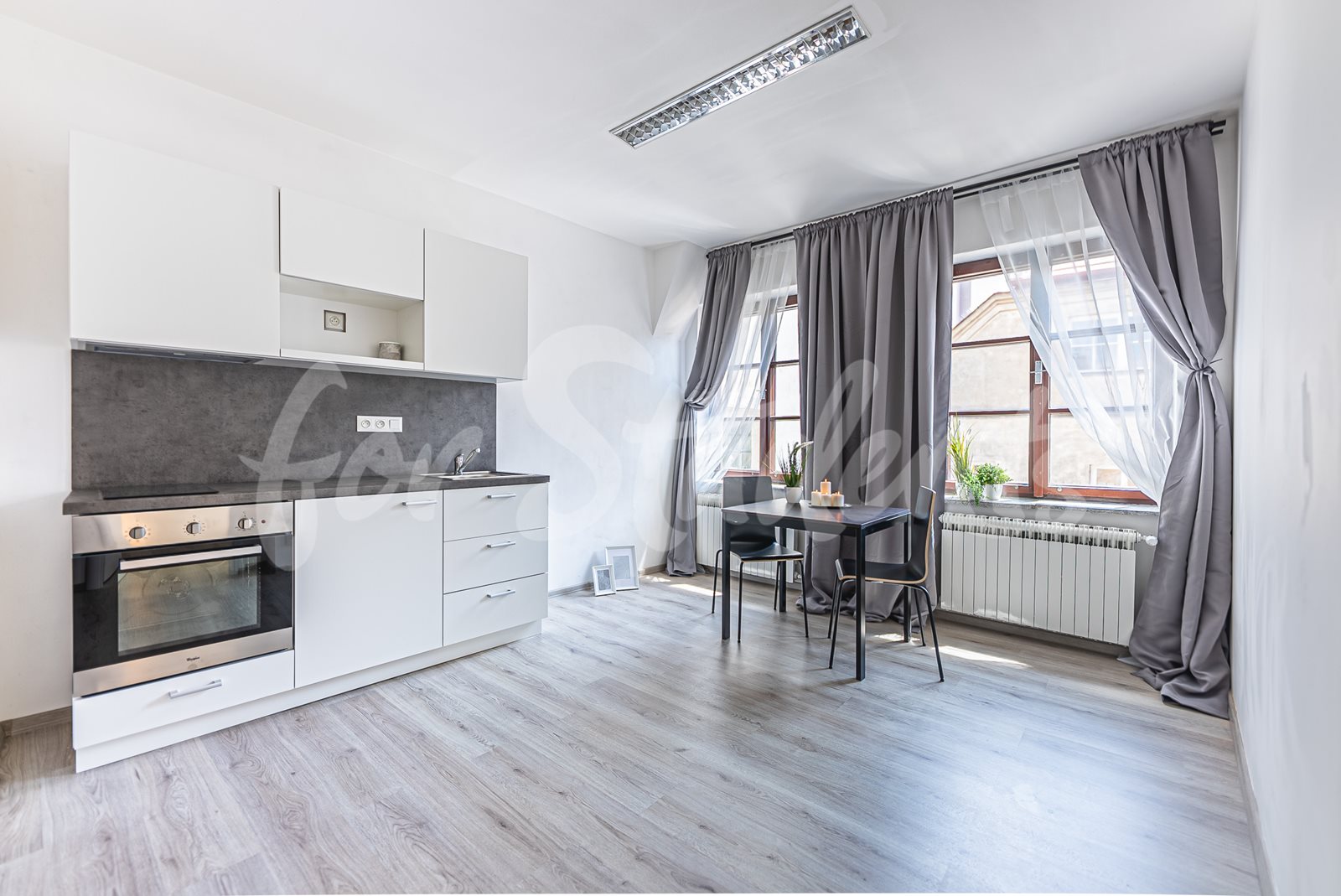 Newly bright reconstructed one bedroom apartment in city centre, Hradec Králové