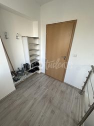 Two rooms available in three bedroom apartment in a villa, Hradec Králové - IMG_5400