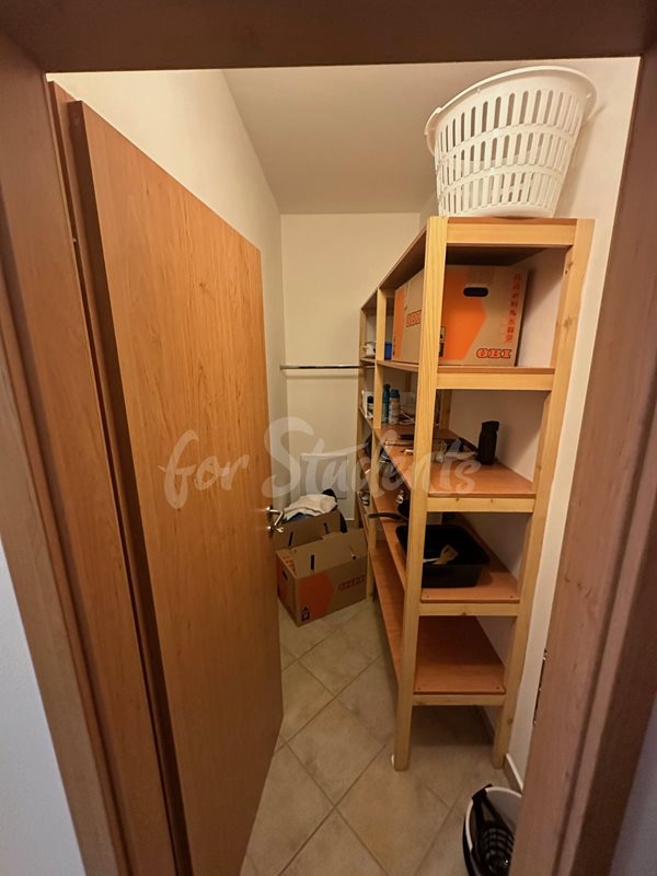 One bedroom apartment in Malé náměstí, Hradec Králové (file IMG_2329.jpg)