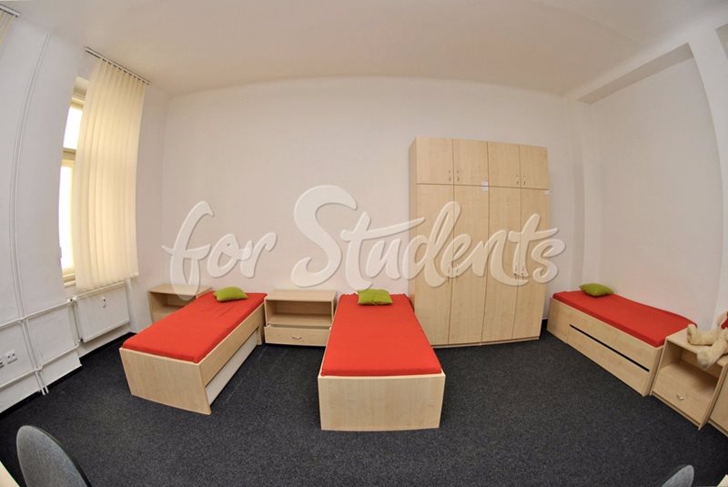 Place in a triple room, Brno-centre (file pokoj2.jpg)