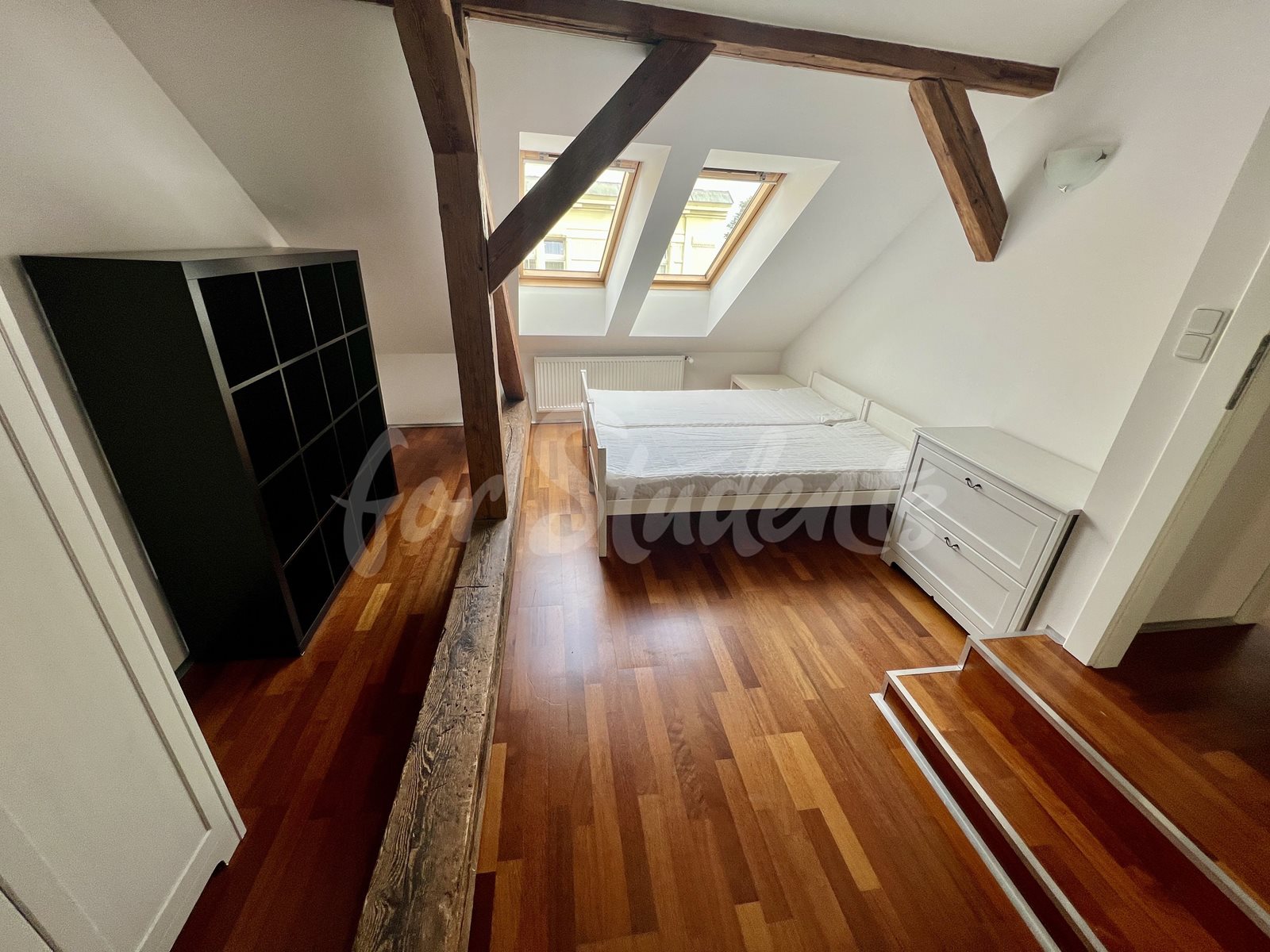 Two bedroom apartment in the Old Town, Hradec Králové