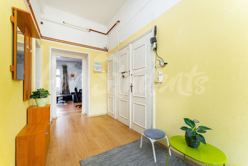 One bedroom apartment on K. H. Máchy Street, Hradec Králové  (file DSC00178.jpg)