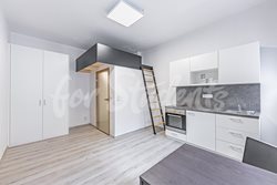 Newly bright reconstructed studio apartment in city centre, Hradec Králové - OFFICE-08-pokoj-b