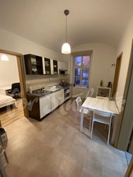 Two rooms available in three bedroom apartment in Holubova street, Prague - IMG_0076