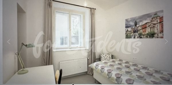 Newly reconstructed room available in student house, Prague - RP1/25