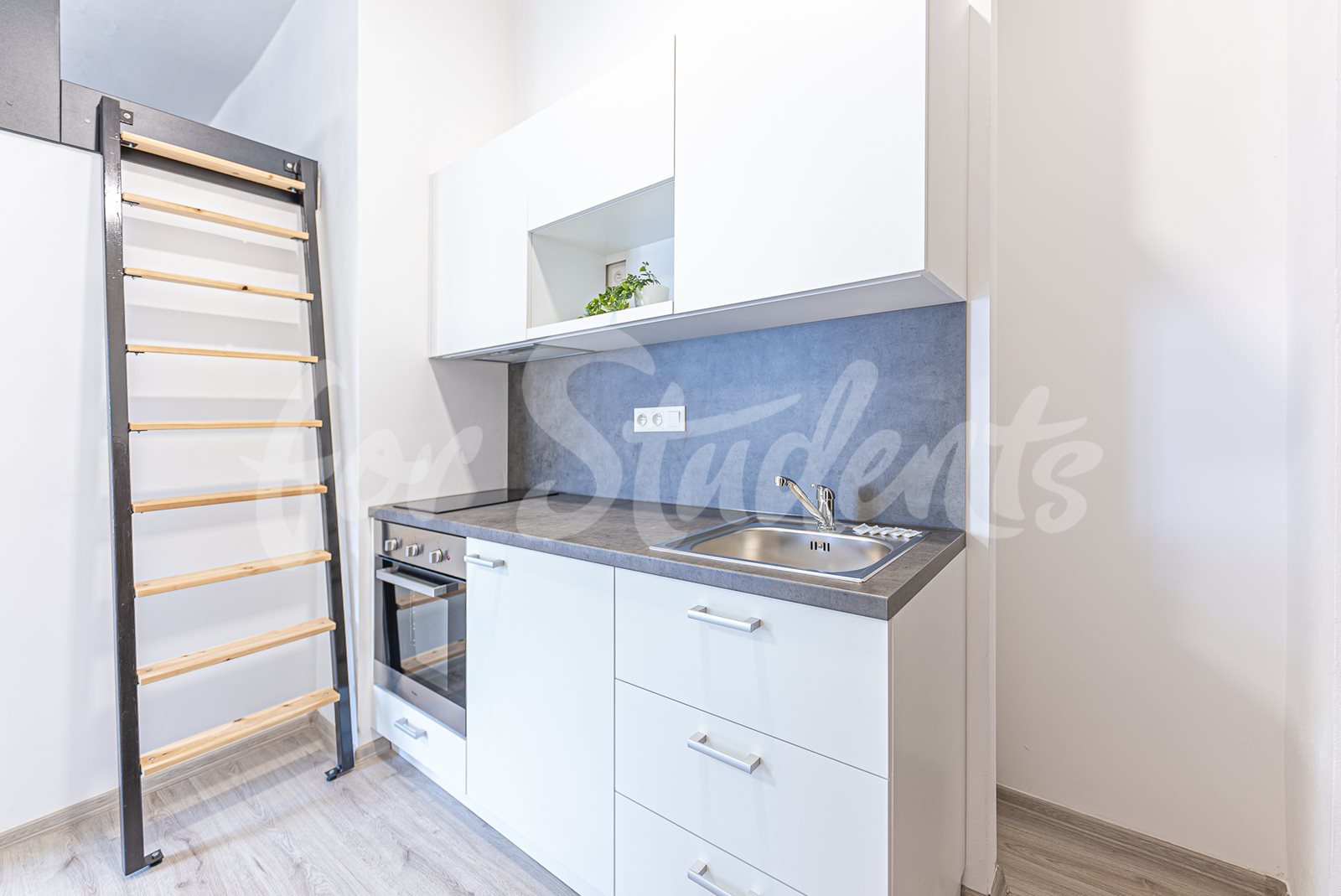 Newly bright reconstructed studio apartment in city centre, Hradec Králové