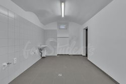 Fully furnished brand new studio apartment in Tylovo nábřeží, Hradec Králové - DSC00335