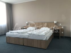 Rooms in a student's house, Prague  - IMG_8906