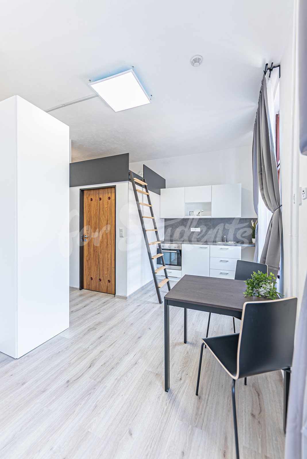 Newly bright reconstructed studio apartment in city centre, Hradec Králové